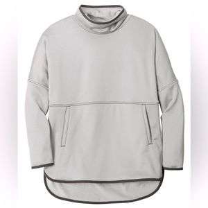 The North Face Women's Grey Heather Canyon Poncho, size S/M